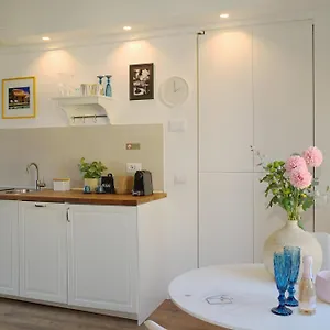 Apartamento Ripa - Via Vigevano Navigli, Milán